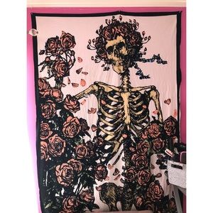 SOLD Urban Outfitters Grateful Dead Tapestry